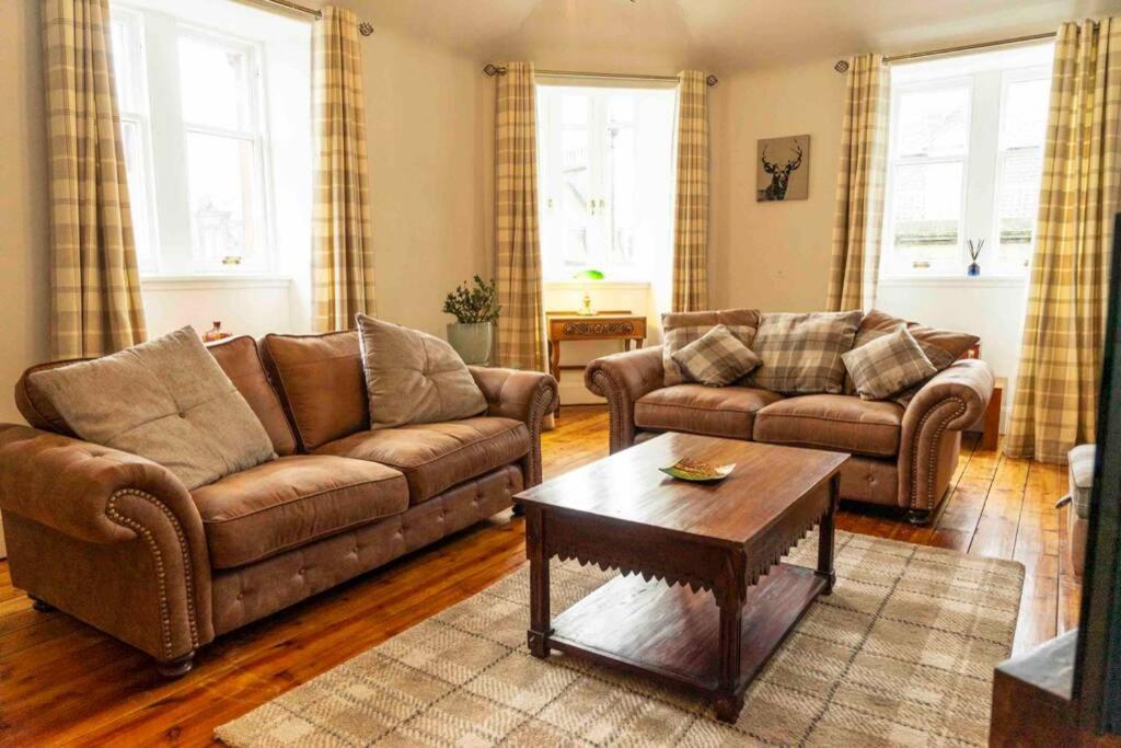 Spacious City Centre Apartment Full Of Character Inverness Exteriör bild