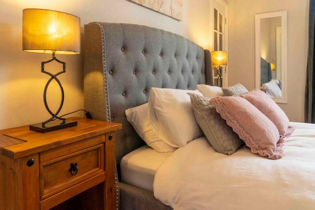 Spacious City Centre Apartment Full Of Character Inverness Exteriör bild