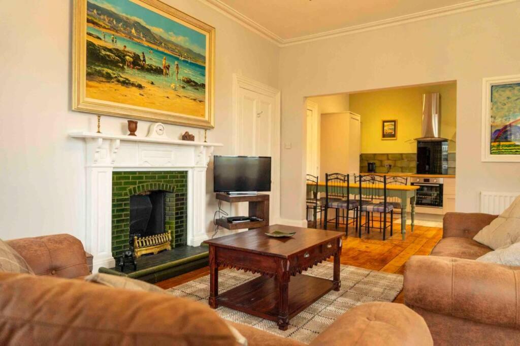 Spacious City Centre Apartment Full Of Character Inverness Exteriör bild